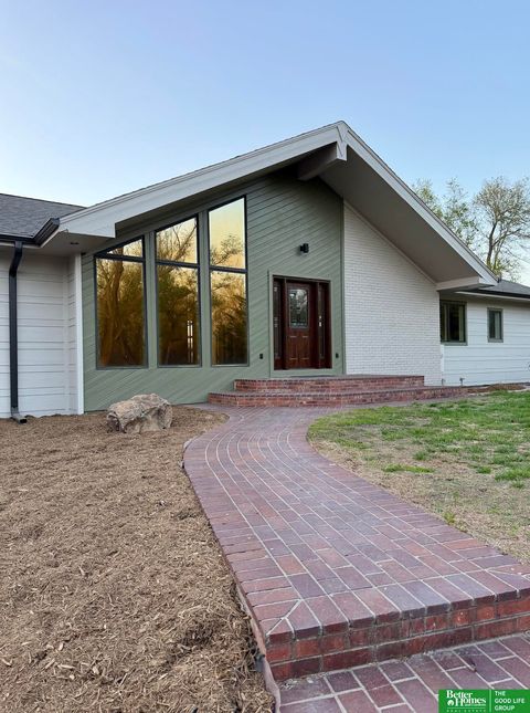 Photo of 12706 Cottonwood Lane, Springfield, NE 68059 (MLS # 22613926)