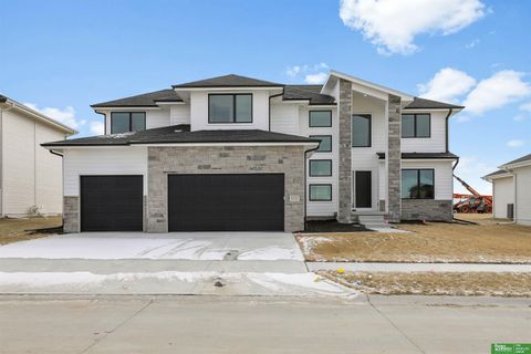 Photo of 5717 N 197th Avenue, Elkhorn, NE 68022 (MLS # 22603124)