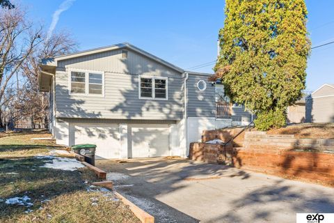 Photo of 4908 N 48 Street, Omaha, NE 68104 (MLS # 22535104)