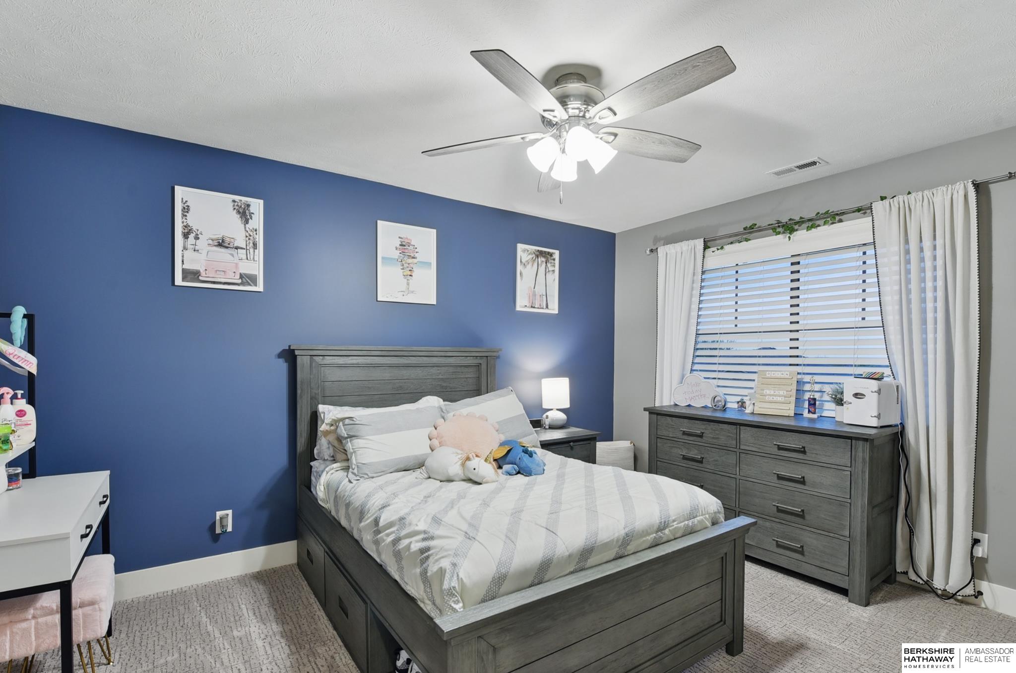 Omaha, Nebraska 68130, United States, 5 Bedrooms Bedrooms, ,3 BathroomsBathrooms,Residential,Active,122355