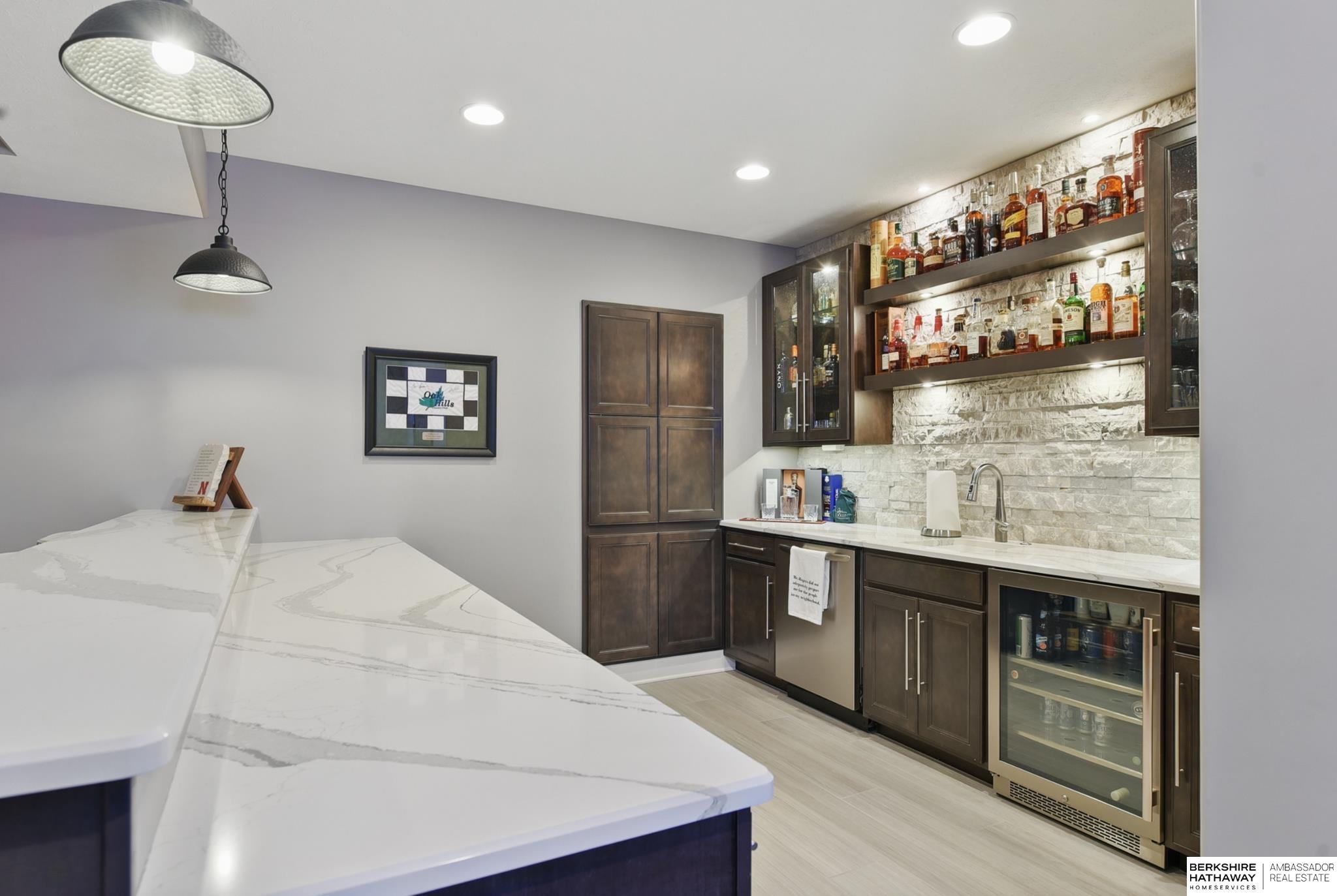 Omaha, Nebraska 68130, United States, 5 Bedrooms Bedrooms, ,3 BathroomsBathrooms,Residential,Active,122355