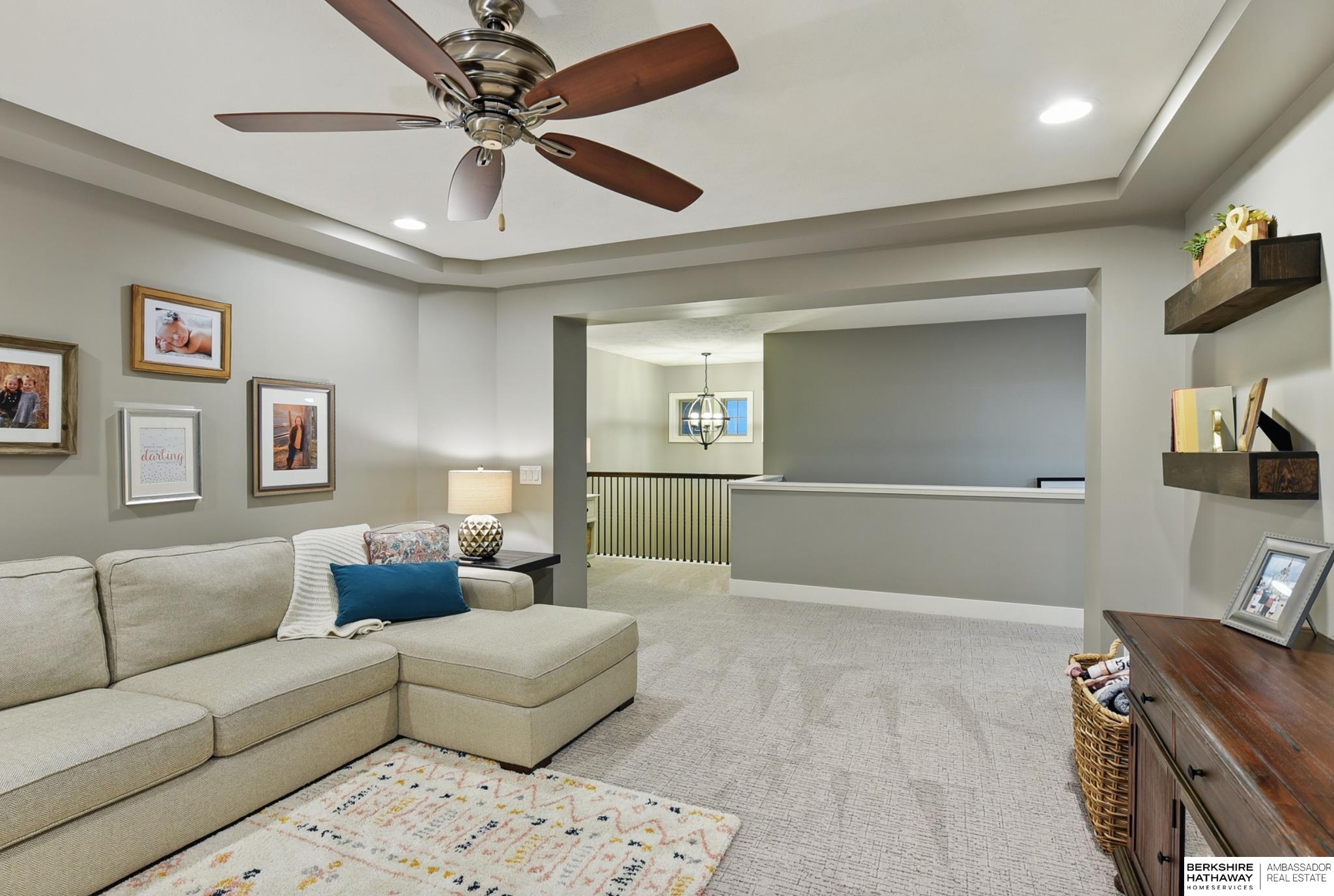 Omaha, Nebraska 68130, United States, 5 Bedrooms Bedrooms, ,3 BathroomsBathrooms,Residential,Active,122355