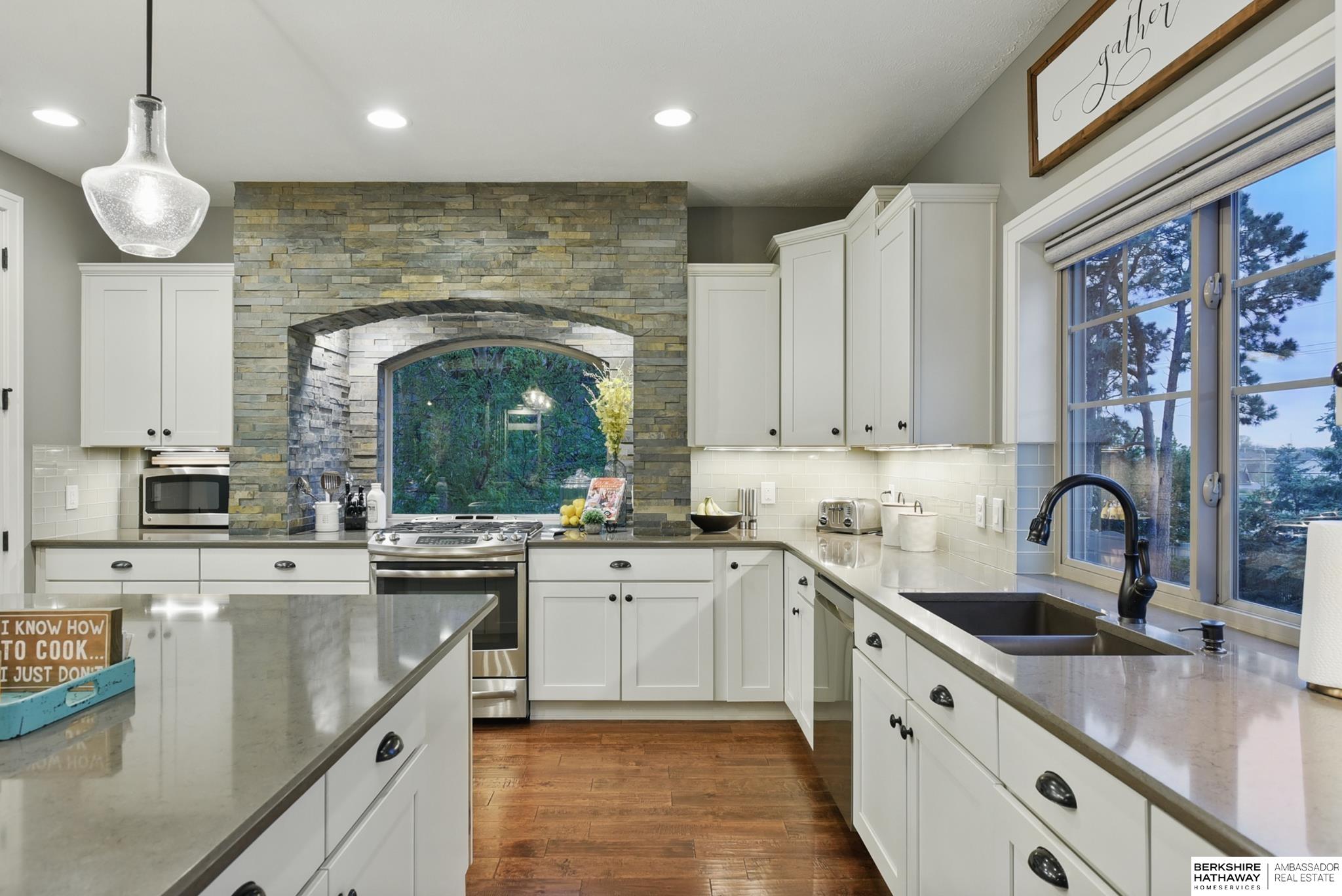 Omaha, Nebraska 68130, United States, 5 Bedrooms Bedrooms, ,3 BathroomsBathrooms,Residential,Active,122355