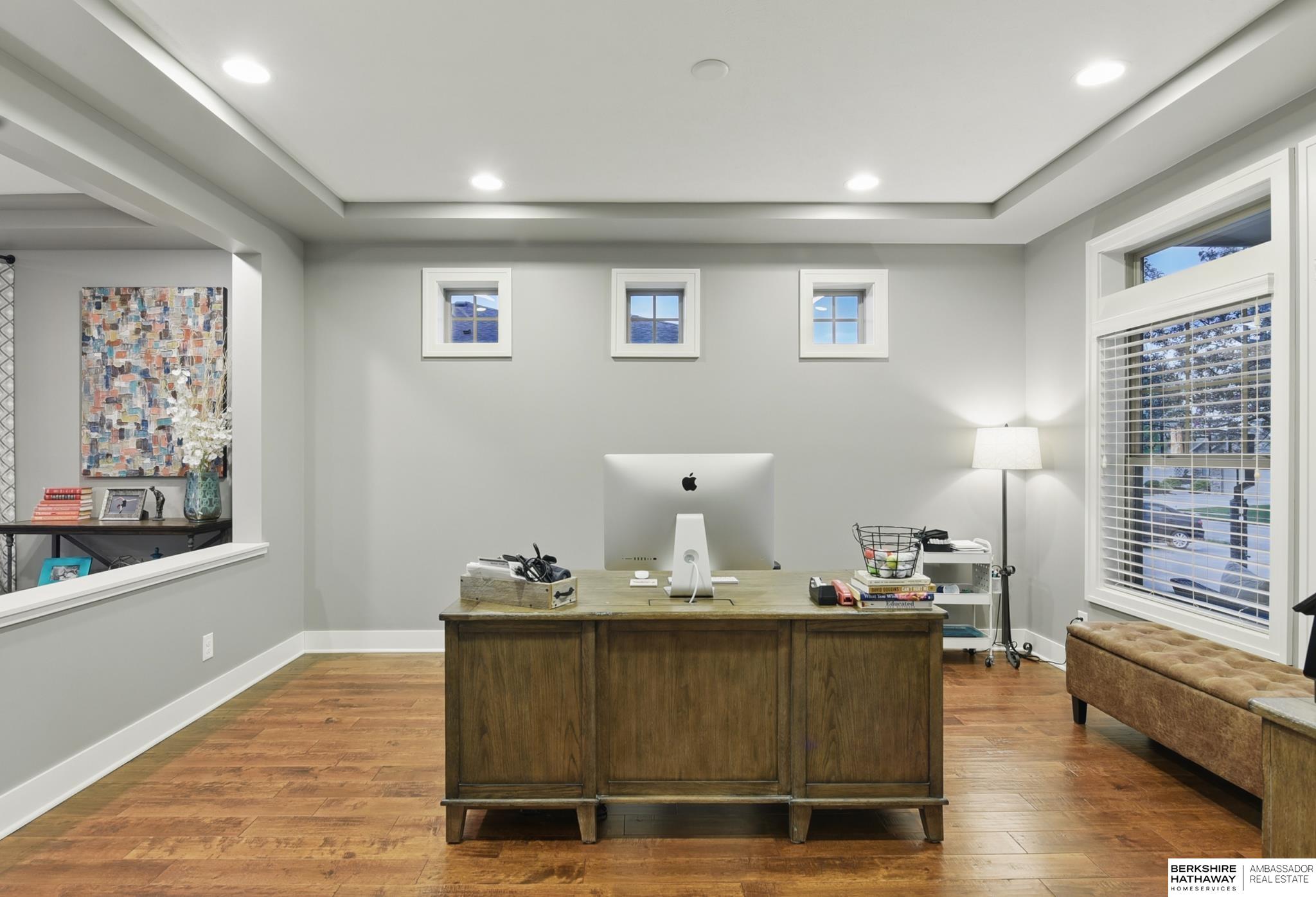 Omaha, Nebraska 68130, United States, 5 Bedrooms Bedrooms, ,3 BathroomsBathrooms,Residential,Active,122355