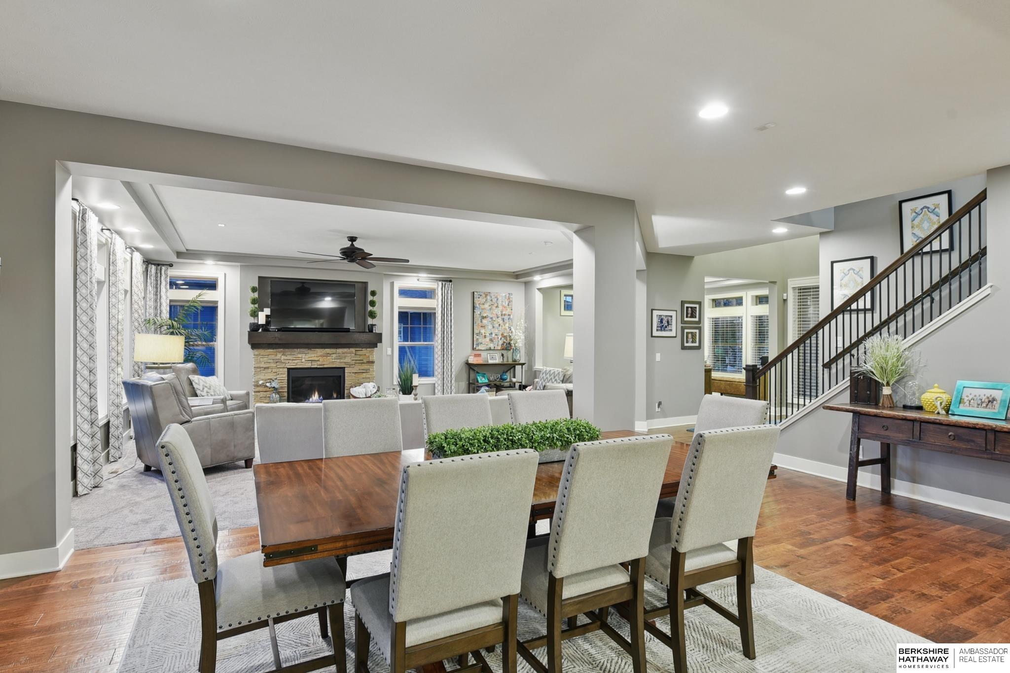 Omaha, Nebraska 68130, United States, 5 Bedrooms Bedrooms, ,3 BathroomsBathrooms,Residential,Active,122355