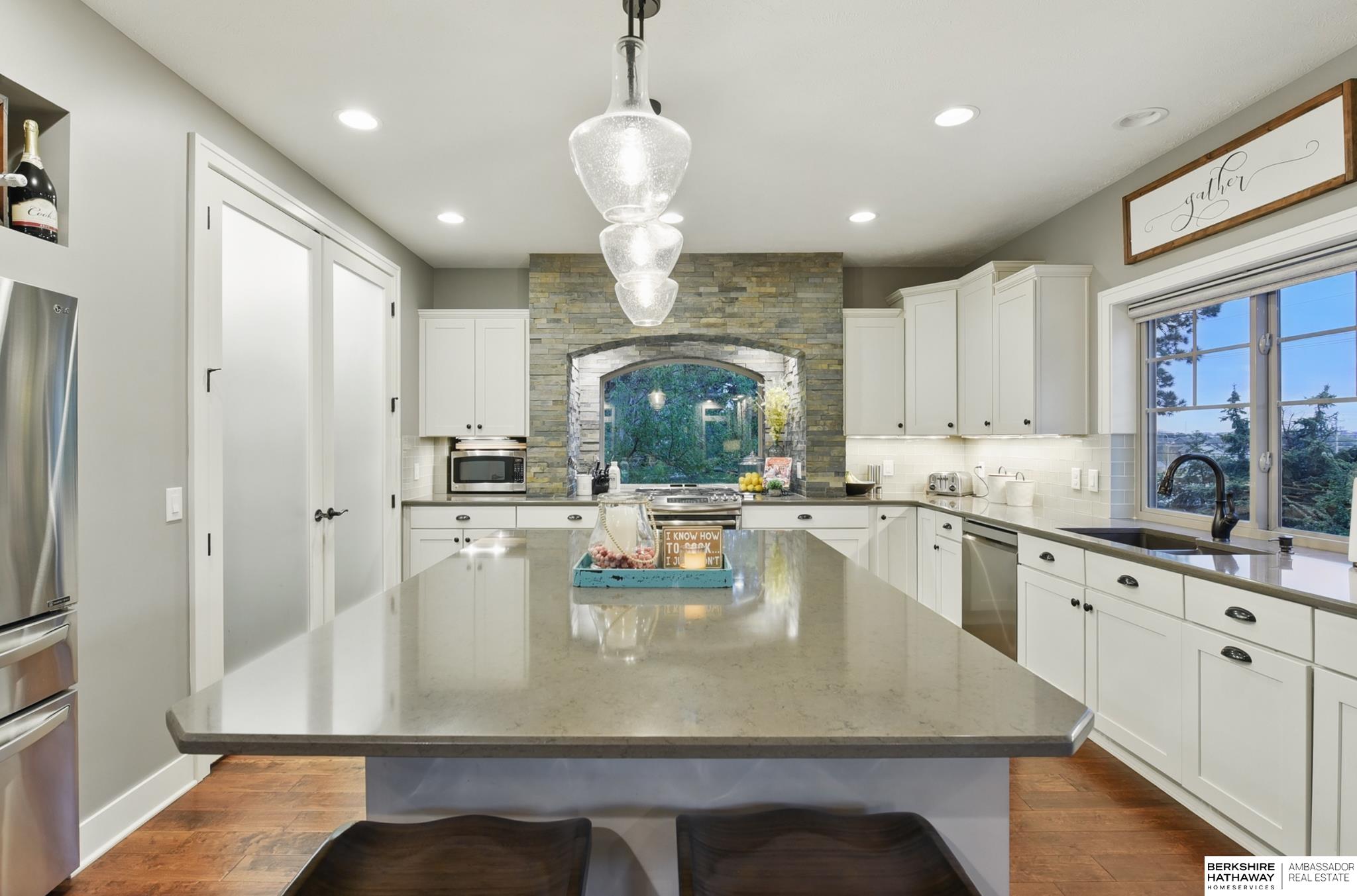 Omaha, Nebraska 68130, United States, 5 Bedrooms Bedrooms, ,3 BathroomsBathrooms,Residential,Active,122355