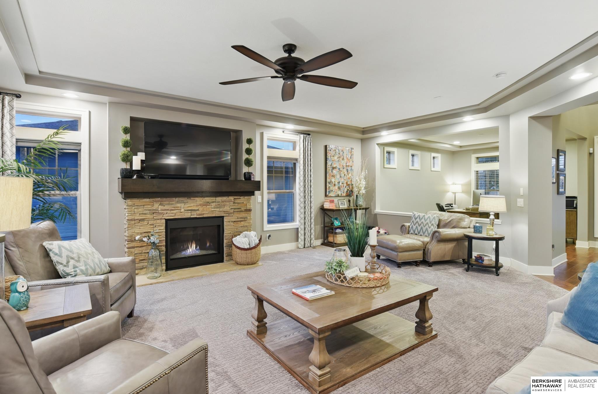 Omaha, Nebraska 68130, United States, 5 Bedrooms Bedrooms, ,3 BathroomsBathrooms,Residential,Active,122355