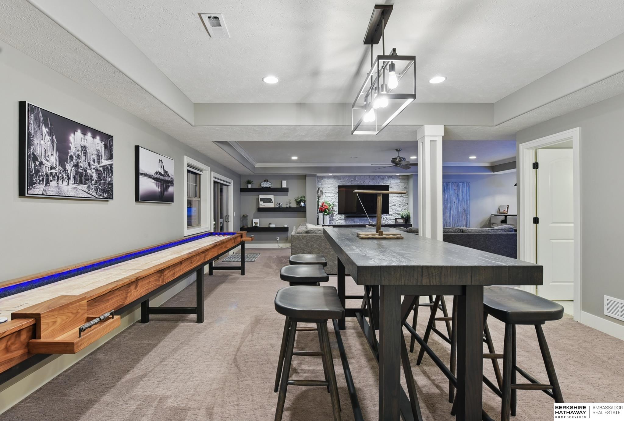 Omaha, Nebraska 68130, United States, 5 Bedrooms Bedrooms, ,3 BathroomsBathrooms,Residential,Active,122355