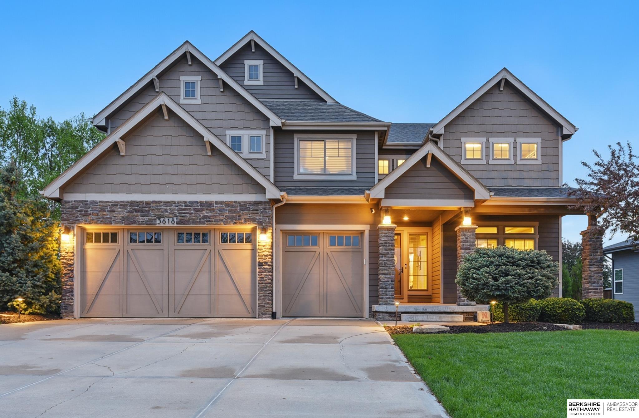 Omaha, Nebraska 68130, United States, 5 Bedrooms Bedrooms, ,3 BathroomsBathrooms,Residential,Active,122355