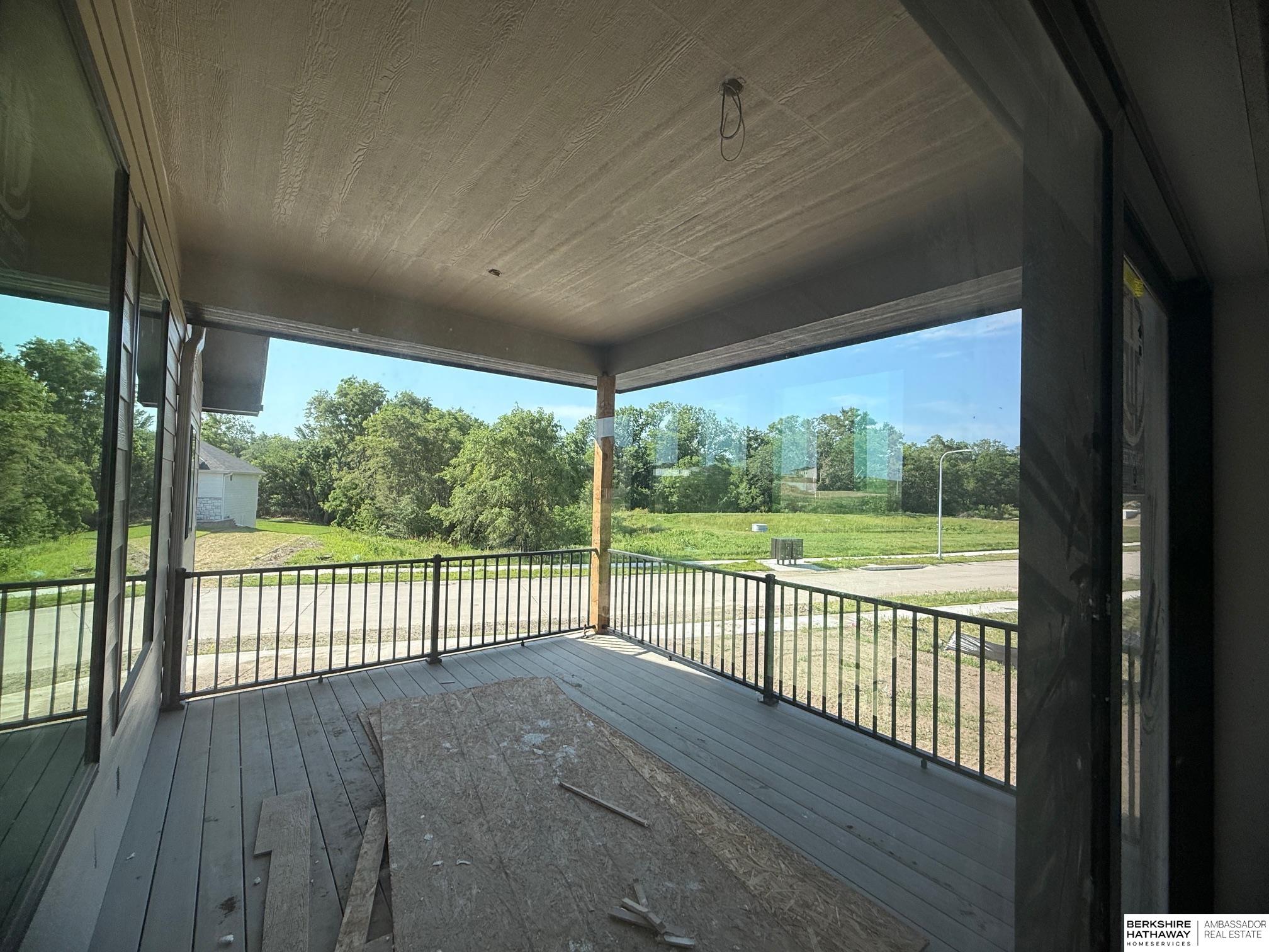 Omaha, Nebraska 68135, United States, 5 Bedrooms Bedrooms, ,3 BathroomsBathrooms,Residential,Active,154806