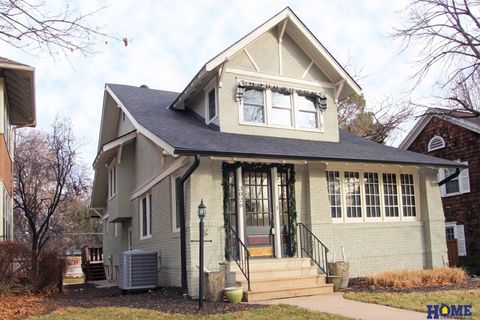 Photo of 3028 Puritan Avenue, Lincoln, NE 68502 (MLS # 22602575)