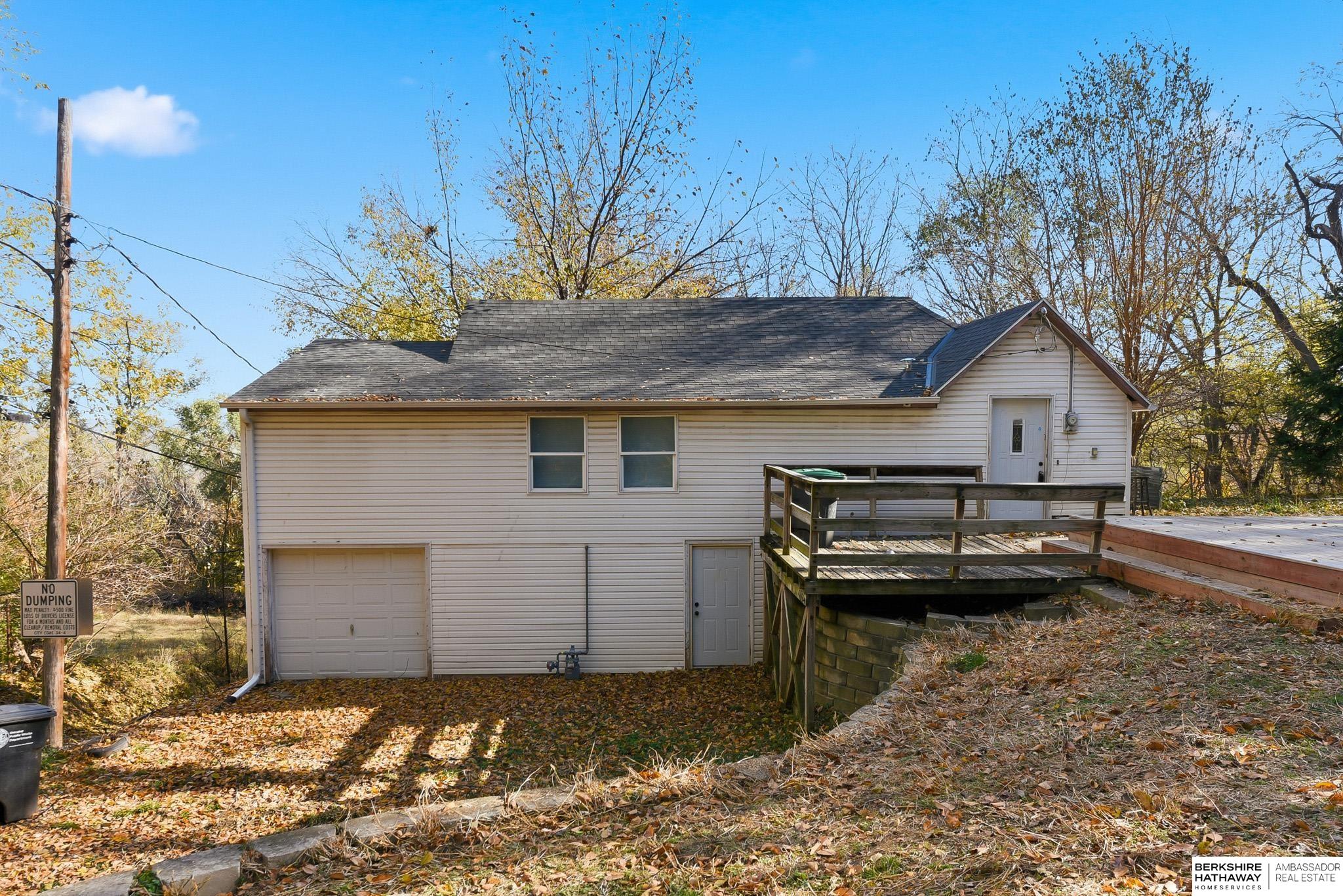 Omaha, Nebraska 68108, United States, 2 Bedrooms Bedrooms, ,1 BathroomBathrooms,Residential,Active,242678