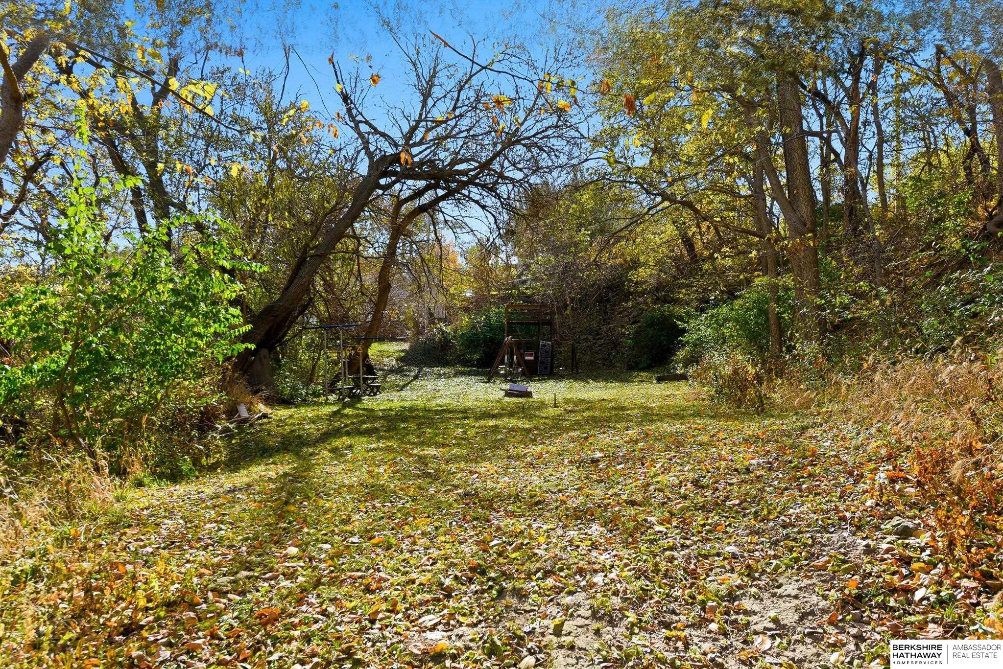 Omaha, Nebraska 68108, United States, 2 Bedrooms Bedrooms, ,1 BathroomBathrooms,Residential,Active,242678