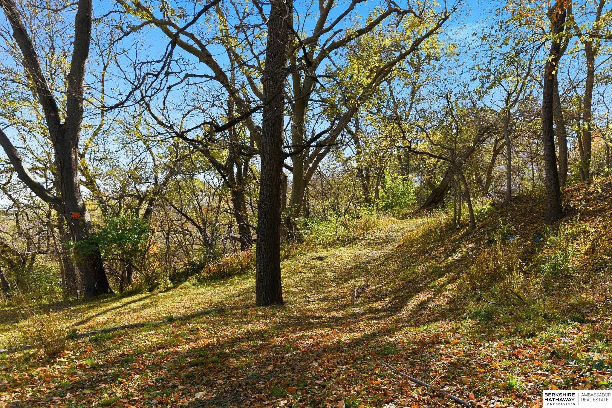 Omaha, Nebraska 68108, United States, 2 Bedrooms Bedrooms, ,1 BathroomBathrooms,Residential,Active,242678