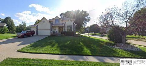Photo of 13507 Innis Circle, Bellevue, NE 68123 (MLS # 22601284)