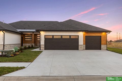 Photo of 27507 Heron Street, Valley, NE 68064 (MLS # 22612018)