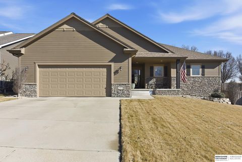 Photo of 4413 S 193rd Street, Omaha, NE 68135 (MLS # 22604091)