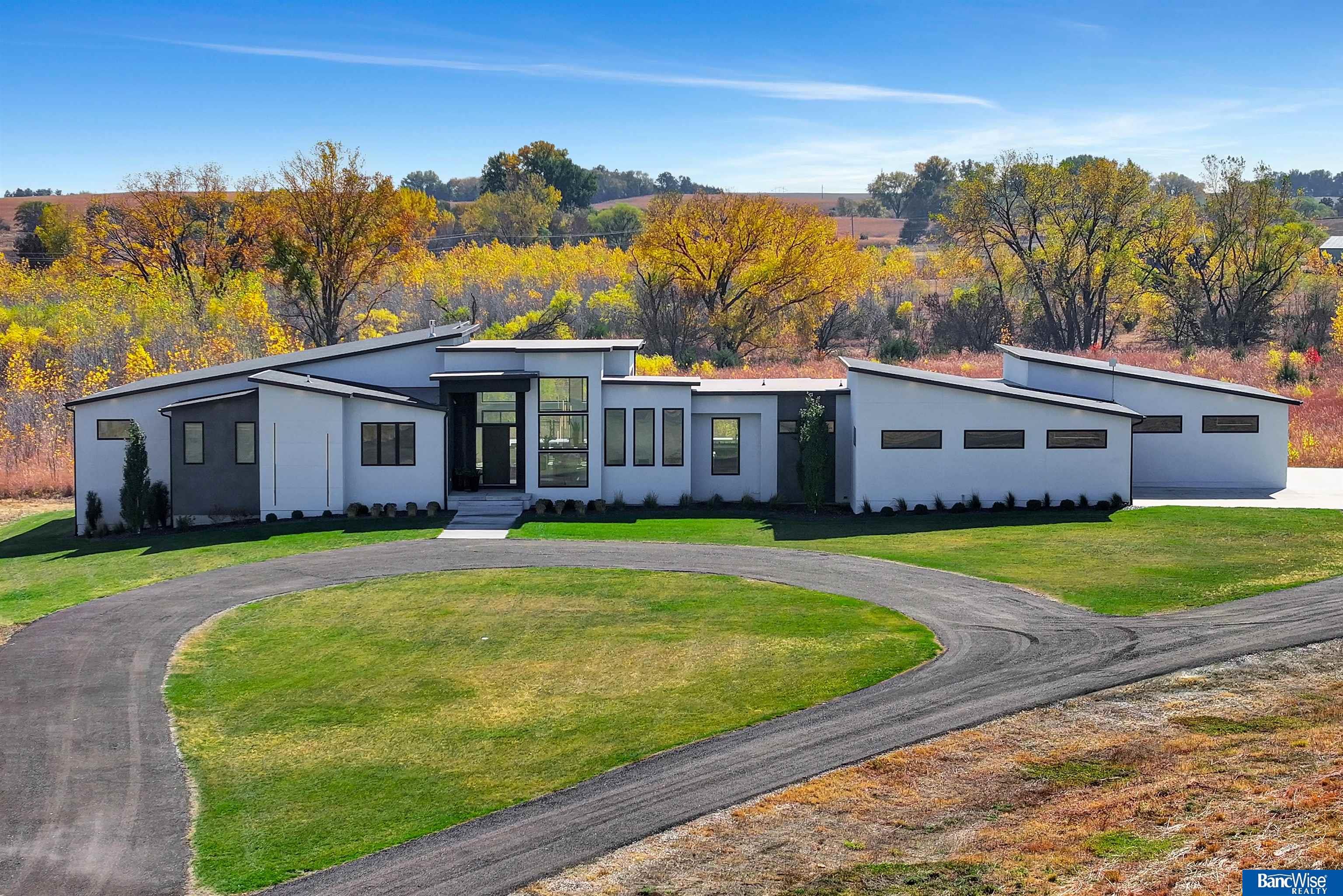 11633 Pioneers Boulevard