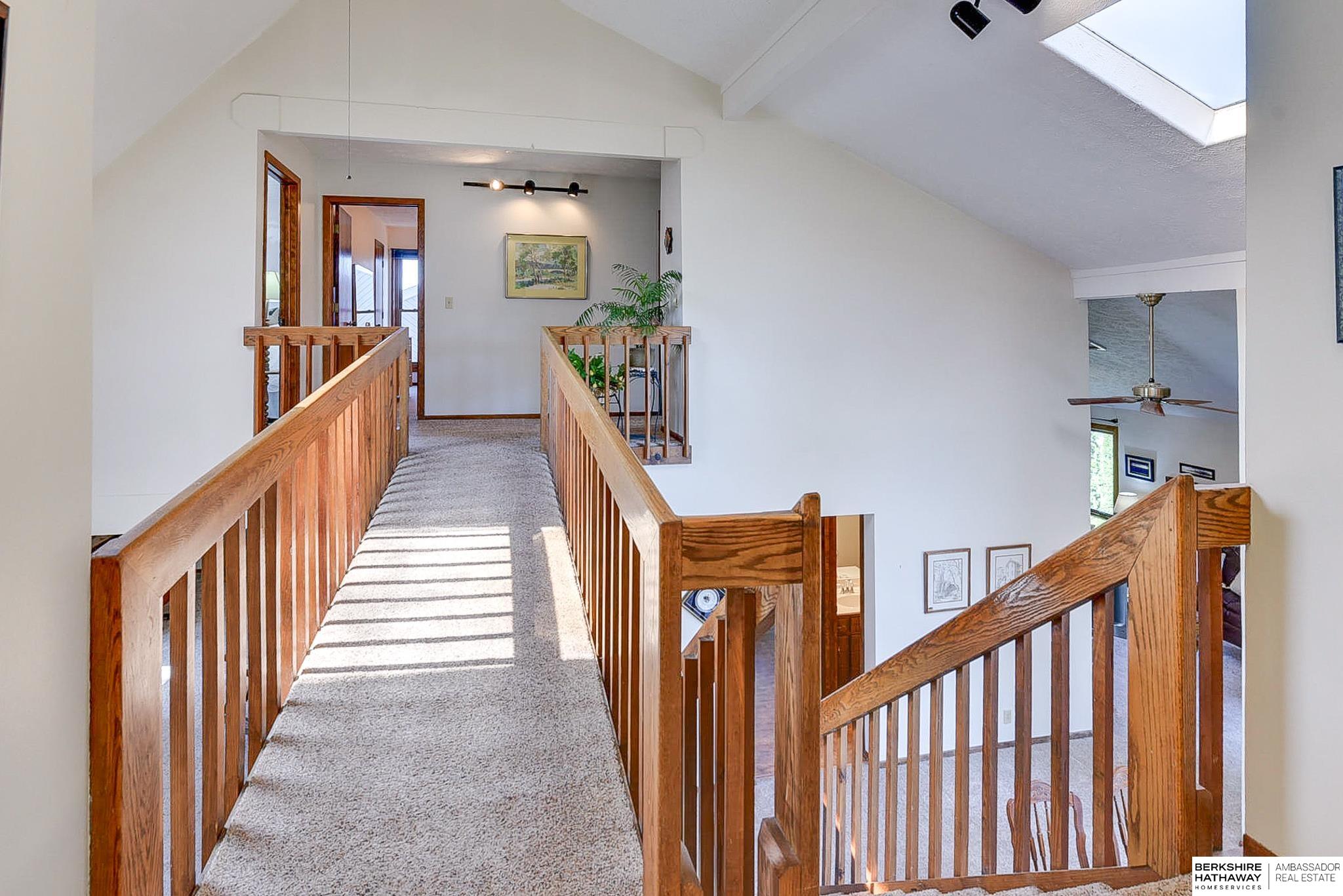 Omaha, Nebraska 68164, United States, 4 Bedrooms Bedrooms, ,3 BathroomsBathrooms,Residential,Pending,130832