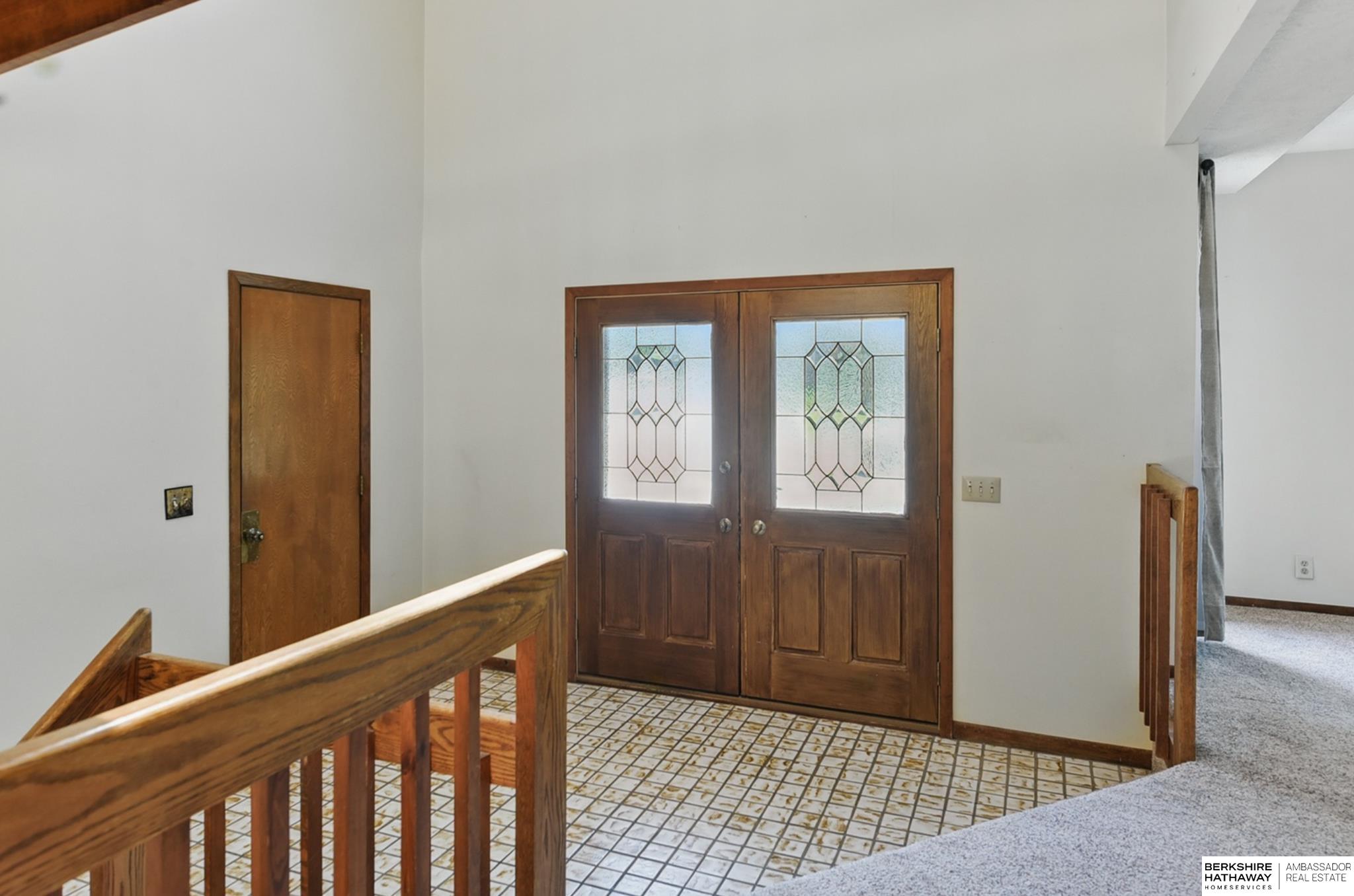 Omaha, Nebraska 68164, United States, 4 Bedrooms Bedrooms, ,3 BathroomsBathrooms,Residential,Pending,130832