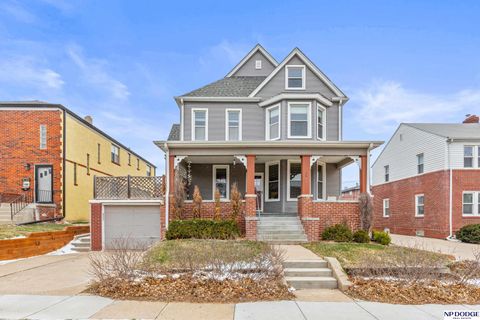 Photo of 5012 Cass Street, Omaha, NE 68132 (MLS # 22607092)