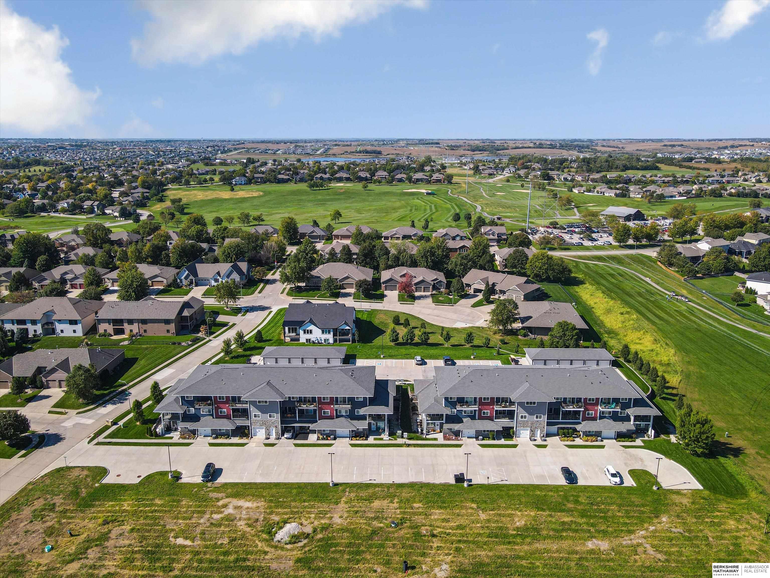 Omaha, Nebraska 68116, United States, 2 Bedrooms Bedrooms, ,2 BathroomsBathrooms,Residential,Pending,223948