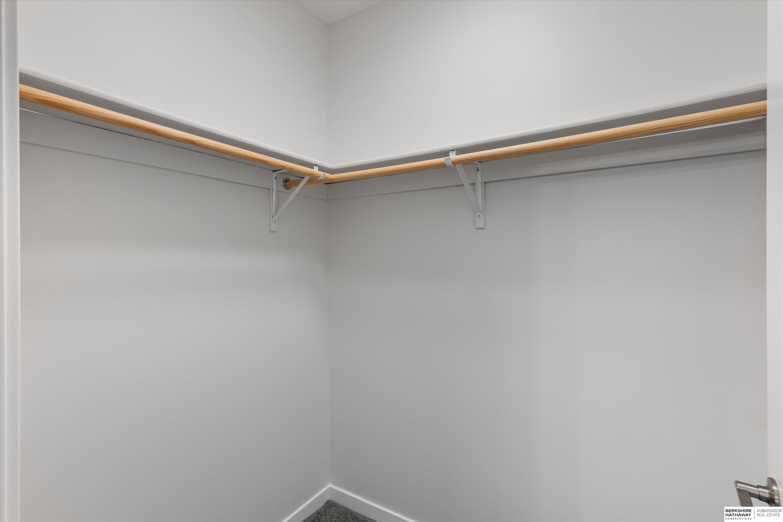 Omaha, Nebraska 68116, United States, 2 Bedrooms Bedrooms, ,2 BathroomsBathrooms,Residential,Pending,223948