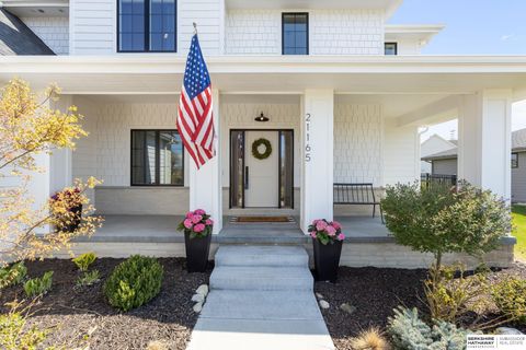 Photo of 21165 C Street, Elkhorn, NE 68022 (MLS # 22607359)
