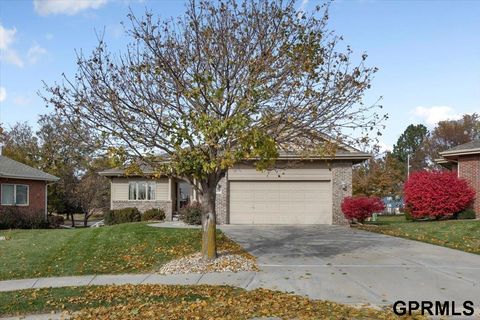 Photo of 14614 Berry Circle, Omaha, NE 68137 (MLS # 22532502)