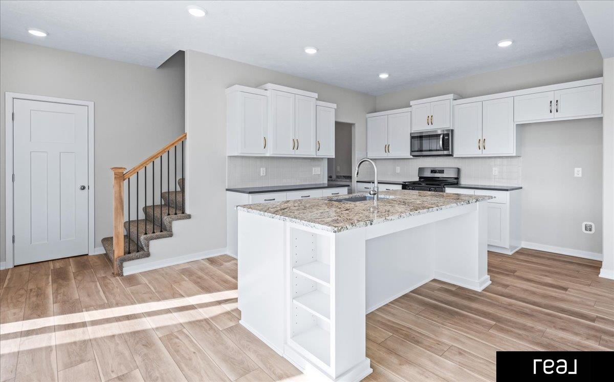 Papillion, Nebraska 68046, United States, 4 Bedrooms Bedrooms, ,3 BathroomsBathrooms,Residential,Active,204309