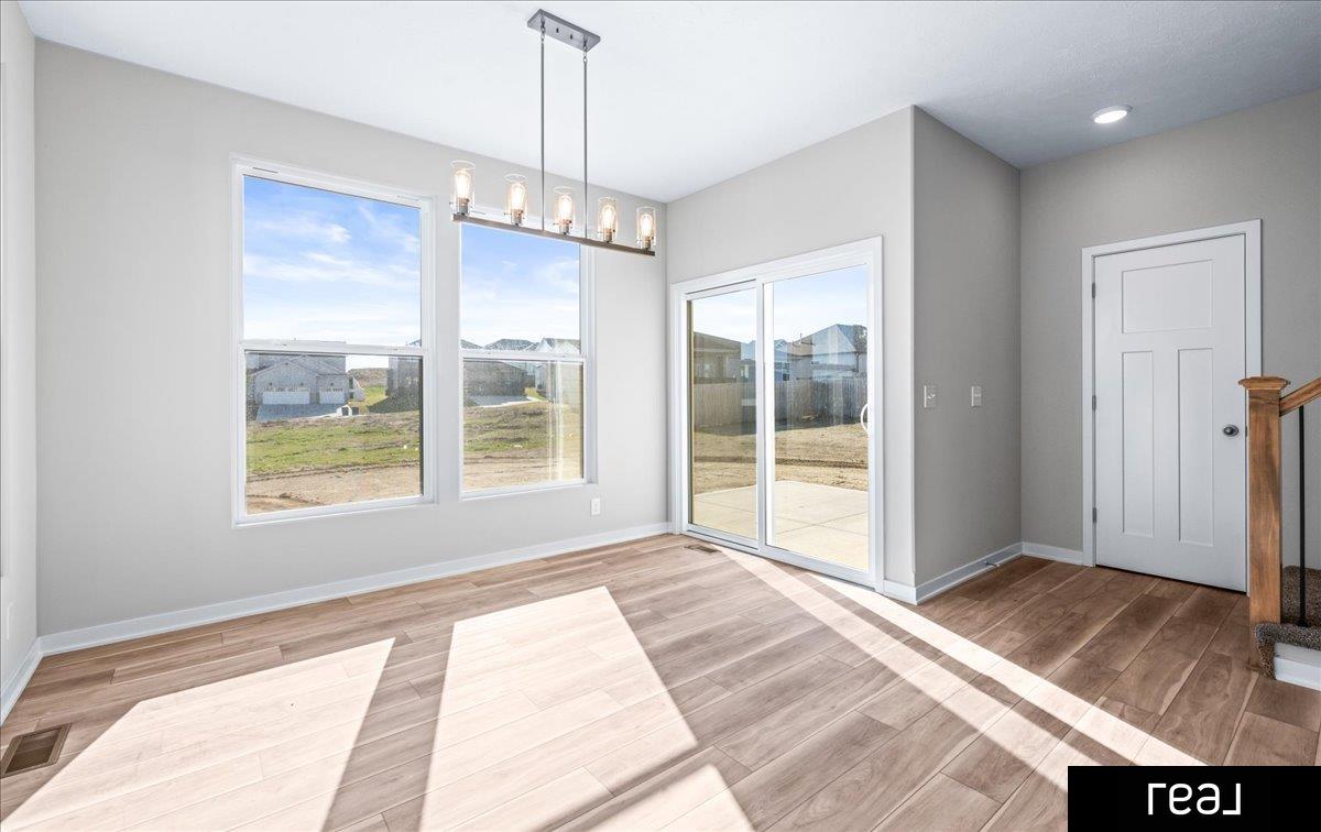 Papillion, Nebraska 68046, United States, 4 Bedrooms Bedrooms, ,3 BathroomsBathrooms,Residential,Active,204309