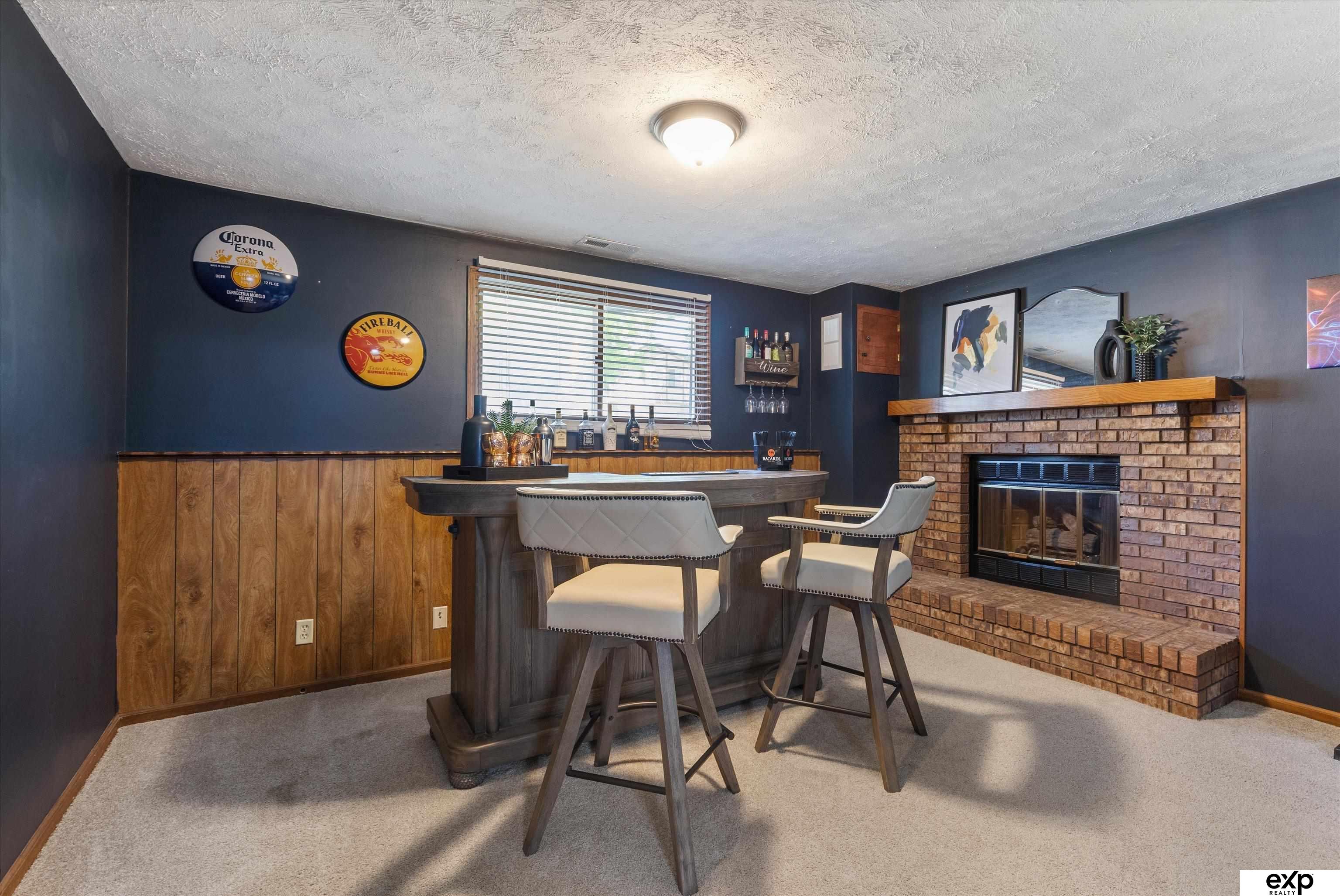 Omaha, Nebraska 68164, United States, 3 Bedrooms Bedrooms, ,2 BathroomsBathrooms,Residential,Pending,151215