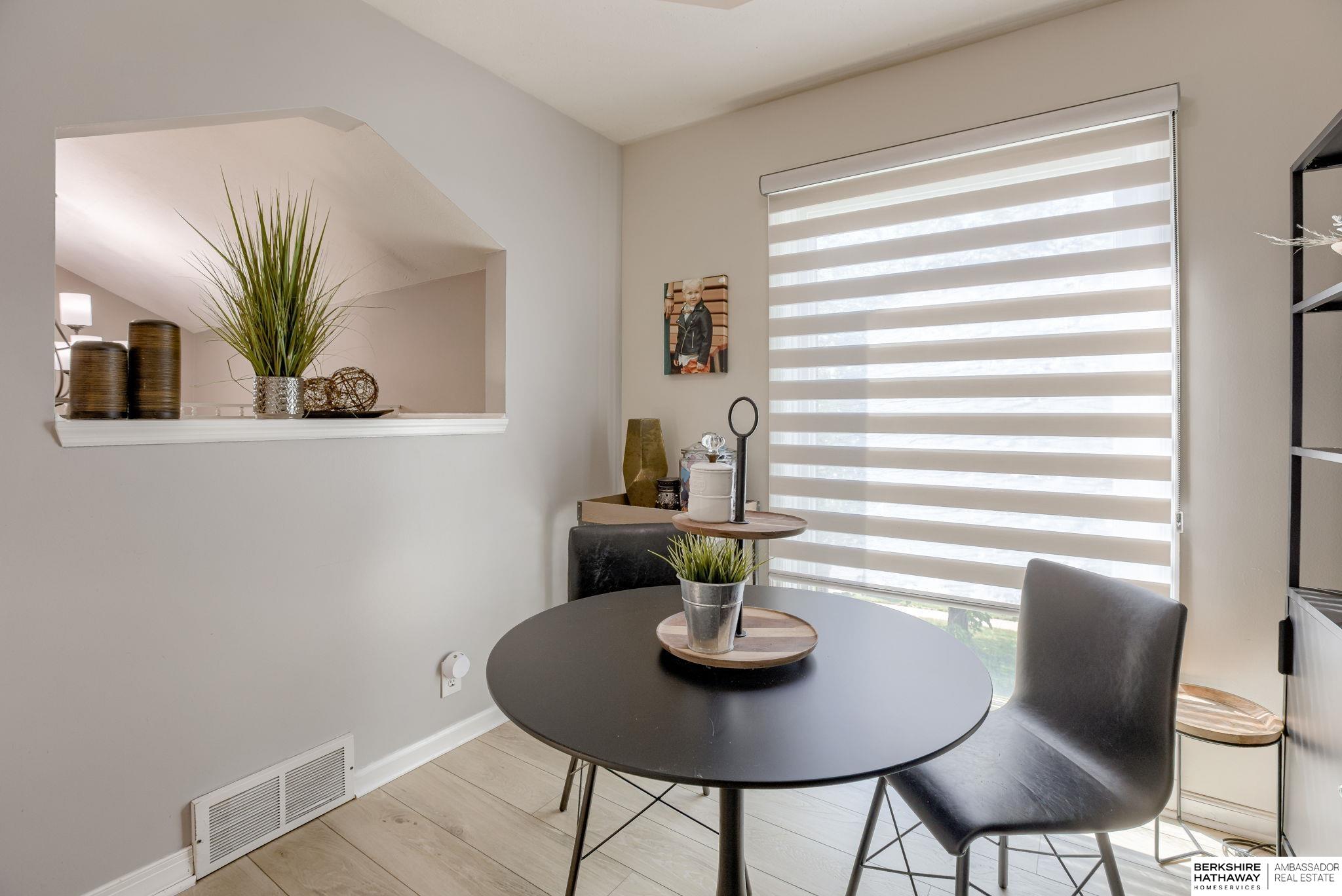 Omaha, Nebraska 68154, United States, 3 Bedrooms Bedrooms, ,3 BathroomsBathrooms,Residential,Active,132334