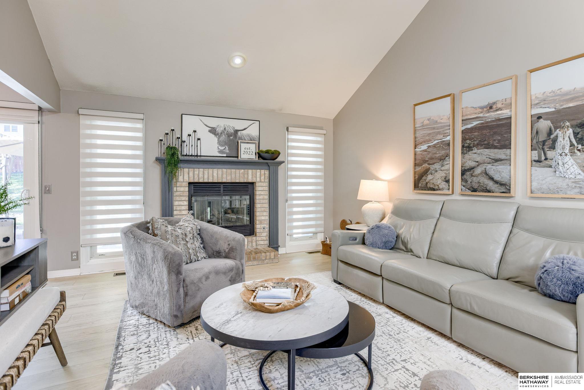 Omaha, Nebraska 68154, United States, 3 Bedrooms Bedrooms, ,3 BathroomsBathrooms,Residential,Active,132334