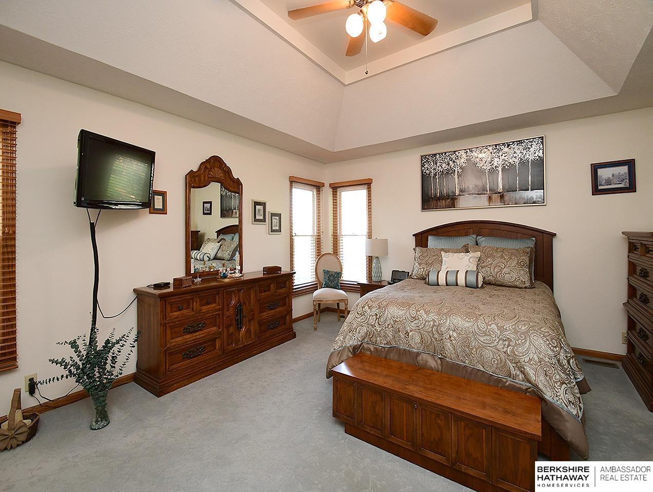 Omaha, Nebraska 68118, United States, 3 Bedrooms Bedrooms, ,3 BathroomsBathrooms,Residential,Active,141160