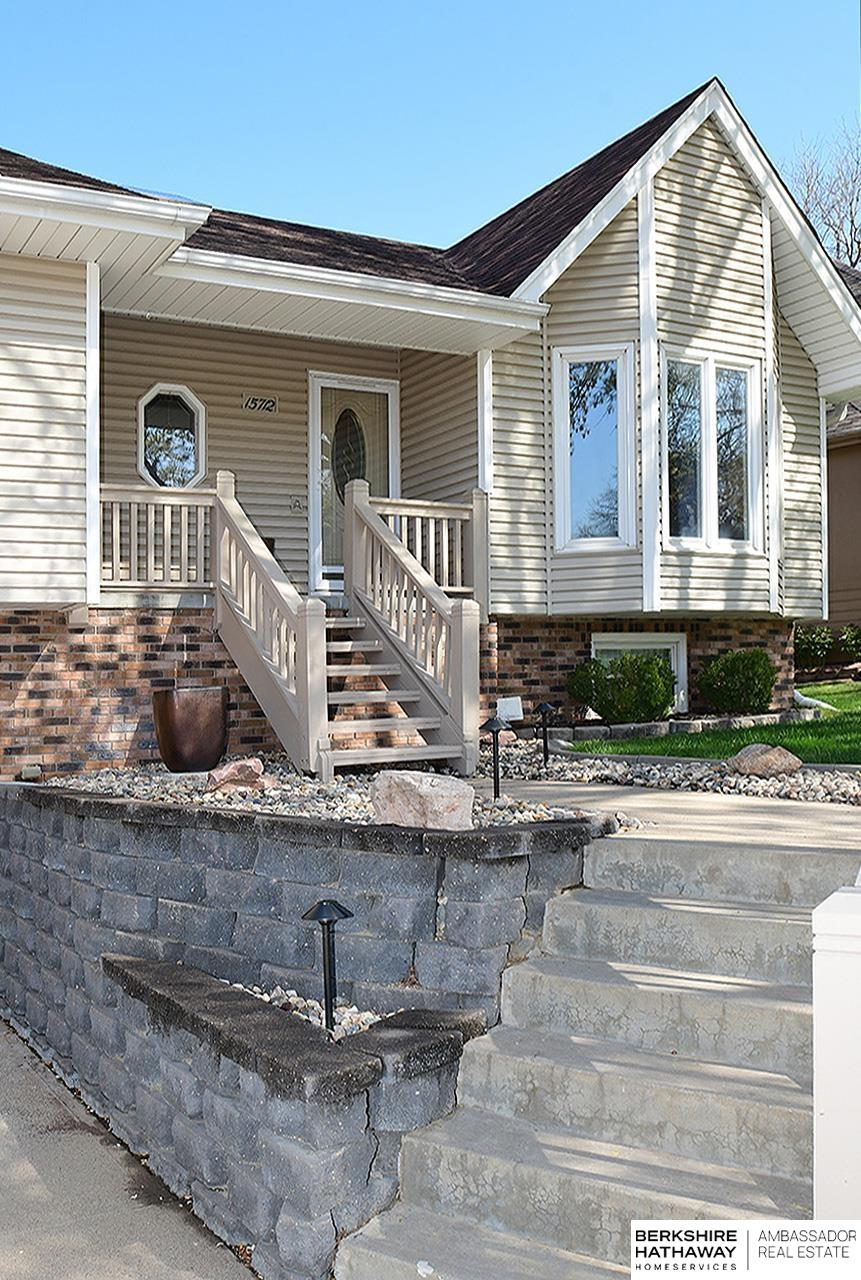 Omaha, Nebraska 68118, United States, 3 Bedrooms Bedrooms, ,3 BathroomsBathrooms,Residential,Active,141160