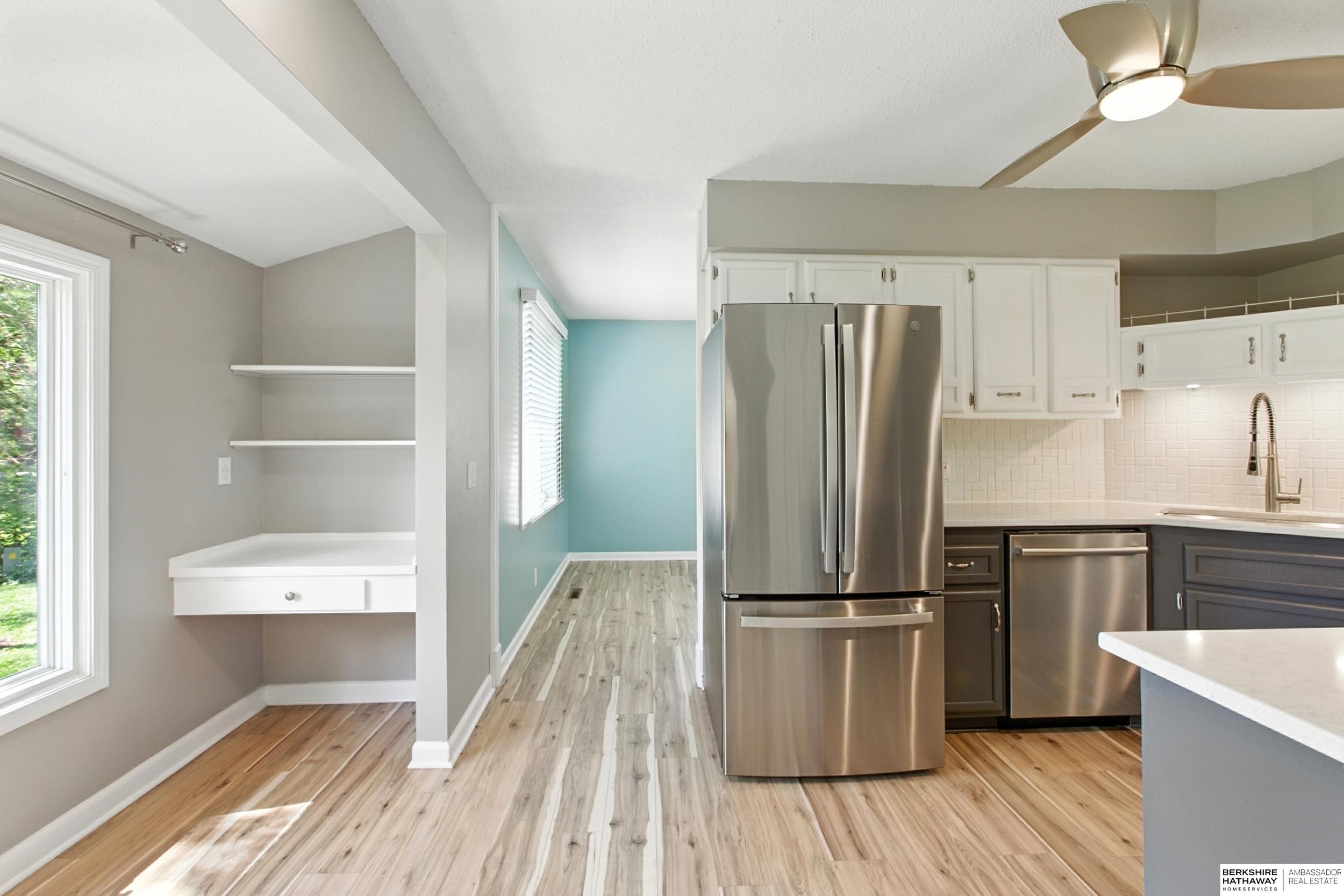 Lincoln, Nebraska 68506, United States, 4 Bedrooms Bedrooms, ,3 BathroomsBathrooms,Residential,Active,192121