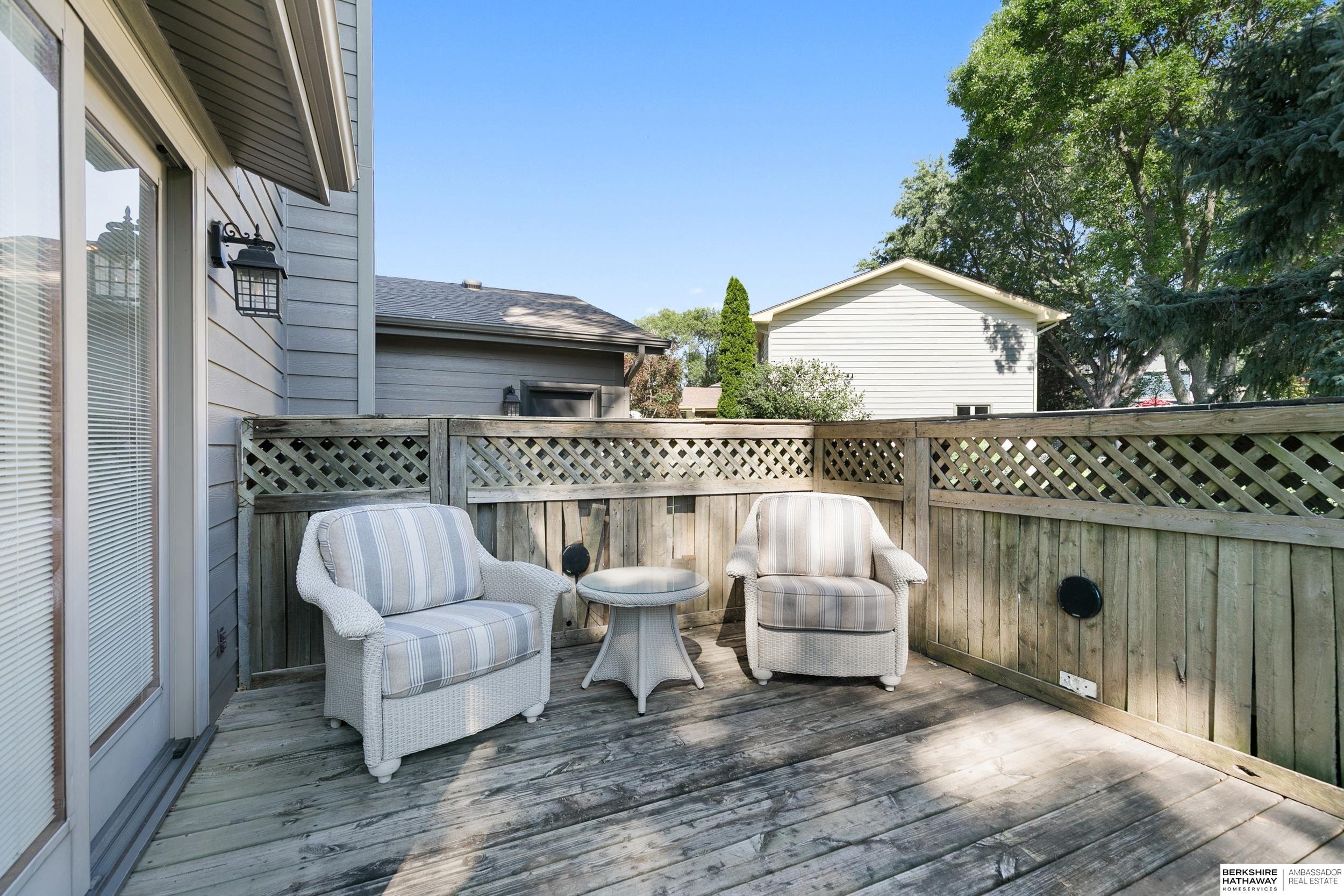 Lincoln, Nebraska 68506, United States, 4 Bedrooms Bedrooms, ,3 BathroomsBathrooms,Residential,Active,192121