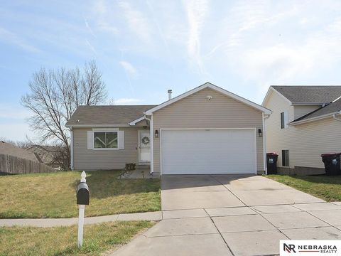 Photo of 4020 Morgan Street, Lincoln, NE 68521 (MLS # 22608101)