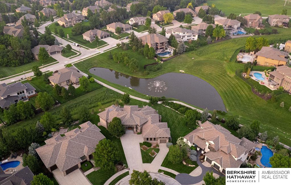 Elkhorn, Nebraska 68022, United States, 4 Bedrooms Bedrooms, ,3 BathroomsBathrooms,Residential,Pending,183630