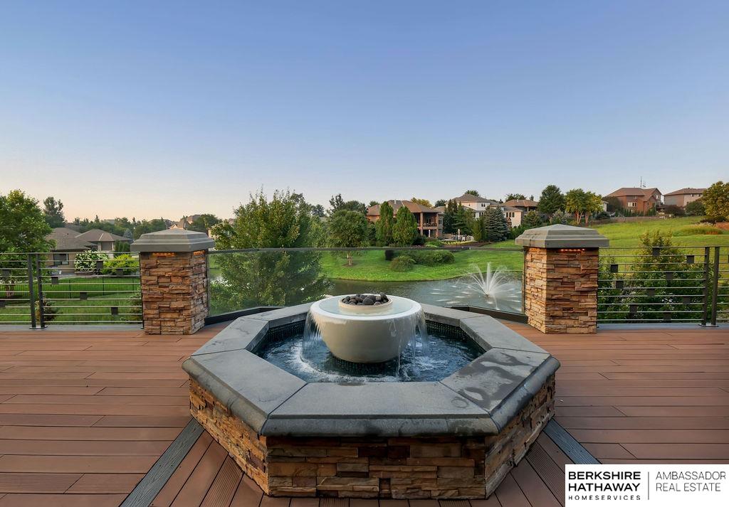 Elkhorn, Nebraska 68022, United States, 4 Bedrooms Bedrooms, ,3 BathroomsBathrooms,Residential,Pending,183630