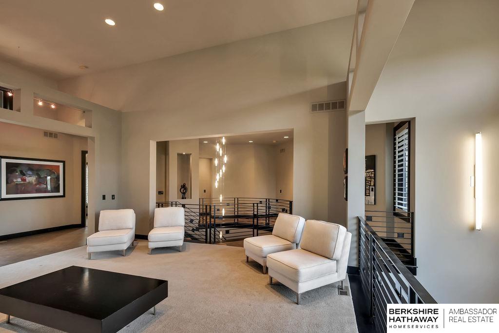 Elkhorn, Nebraska 68022, United States, 4 Bedrooms Bedrooms, ,3 BathroomsBathrooms,Residential,Pending,183630