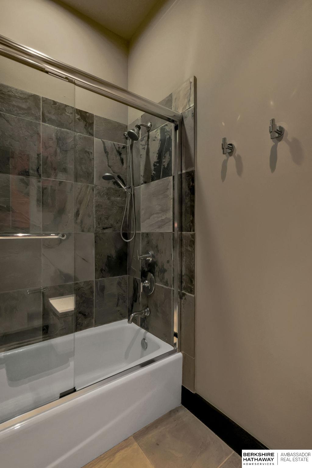 Elkhorn, Nebraska 68022, United States, 4 Bedrooms Bedrooms, ,3 BathroomsBathrooms,Residential,Pending,183630