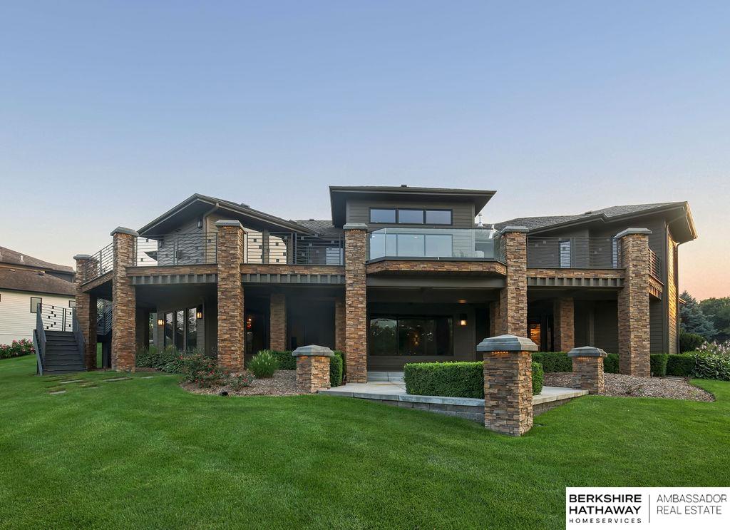 Elkhorn, Nebraska 68022, United States, 4 Bedrooms Bedrooms, ,3 BathroomsBathrooms,Residential,Pending,183630