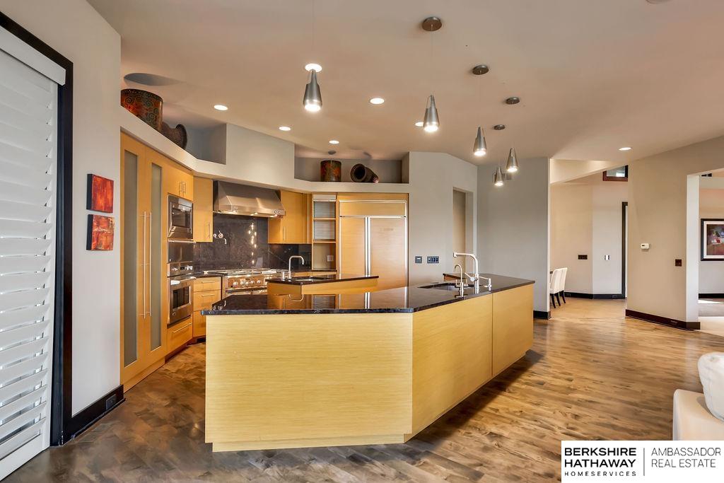 Elkhorn, Nebraska 68022, United States, 4 Bedrooms Bedrooms, ,3 BathroomsBathrooms,Residential,Pending,183630