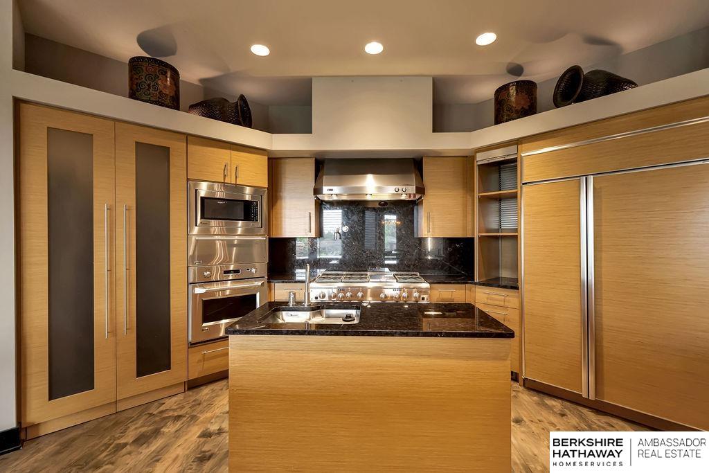 Elkhorn, Nebraska 68022, United States, 4 Bedrooms Bedrooms, ,3 BathroomsBathrooms,Residential,Pending,183630