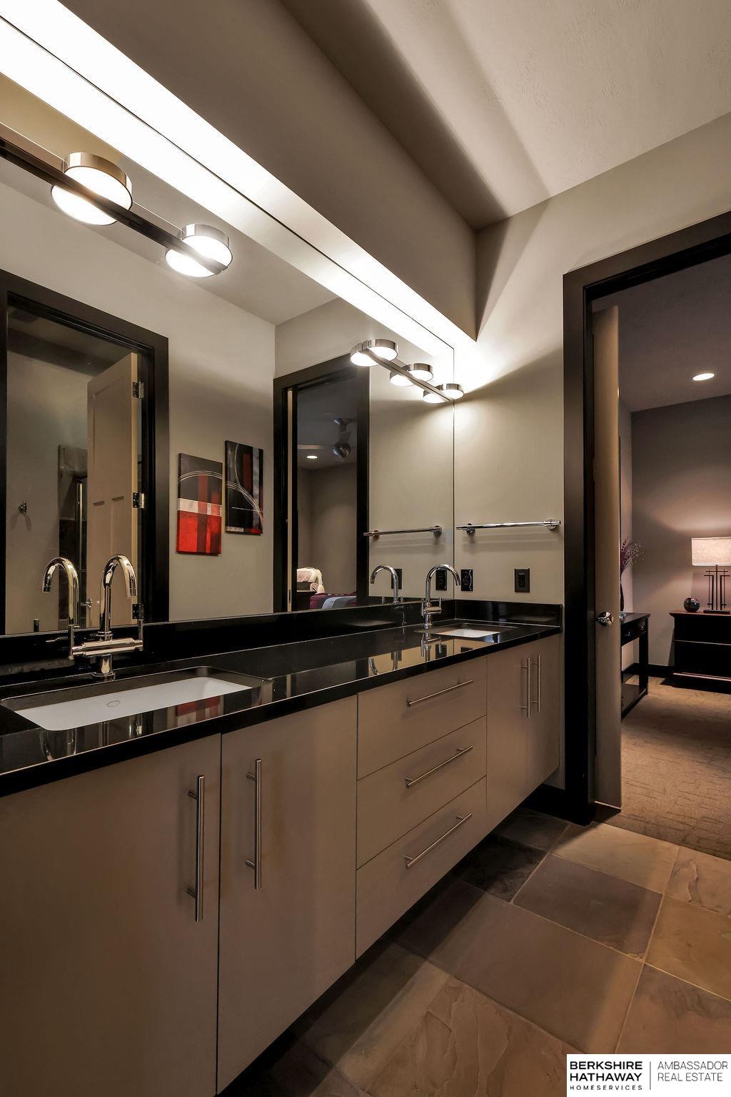 Elkhorn, Nebraska 68022, United States, 4 Bedrooms Bedrooms, ,3 BathroomsBathrooms,Residential,Pending,183630