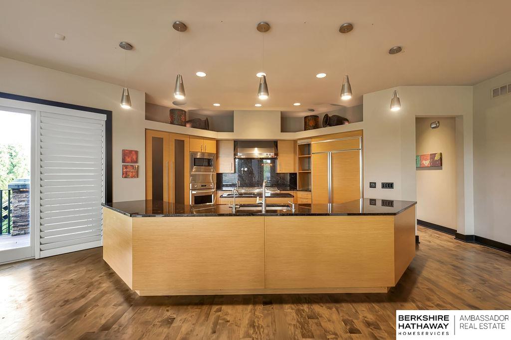 Elkhorn, Nebraska 68022, United States, 4 Bedrooms Bedrooms, ,3 BathroomsBathrooms,Residential,Pending,183630