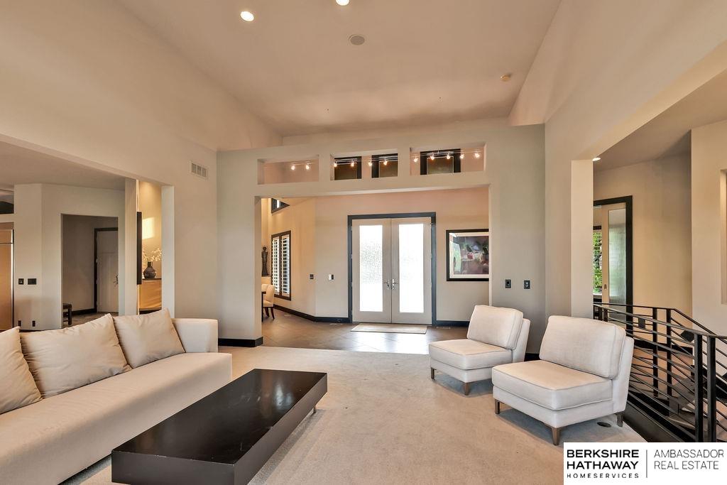 Elkhorn, Nebraska 68022, United States, 4 Bedrooms Bedrooms, ,3 BathroomsBathrooms,Residential,Pending,183630