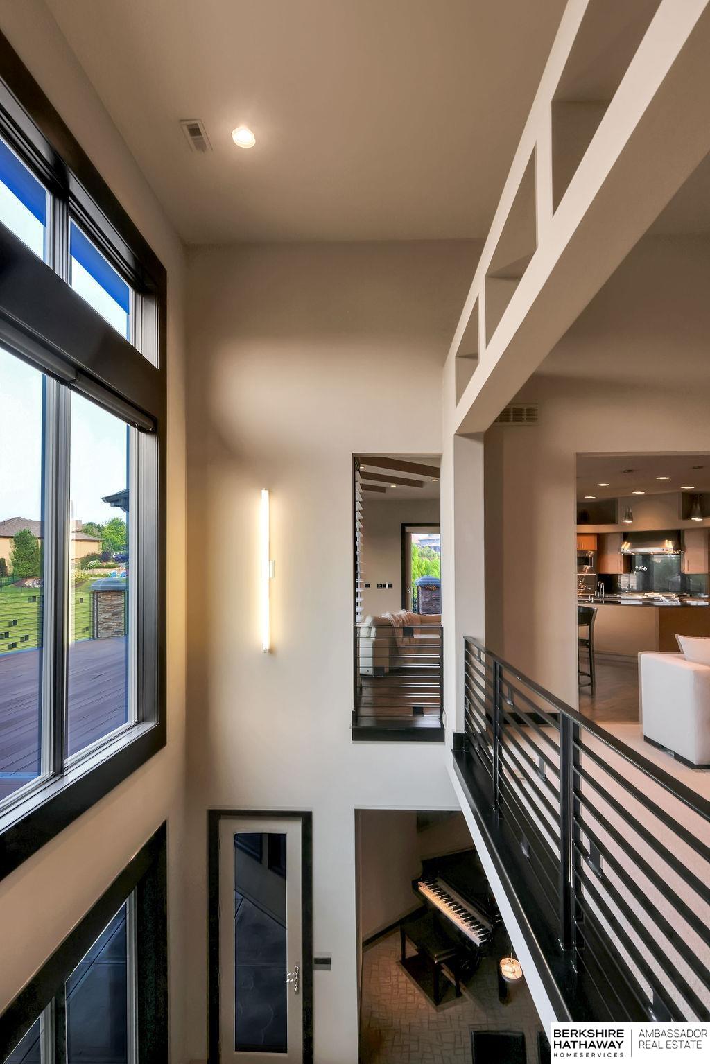 Elkhorn, Nebraska 68022, United States, 4 Bedrooms Bedrooms, ,3 BathroomsBathrooms,Residential,Pending,183630